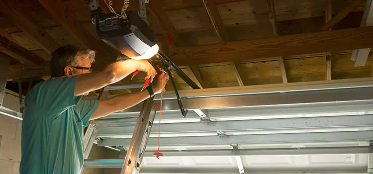 Garage Door Opener Sales and Installation Solon