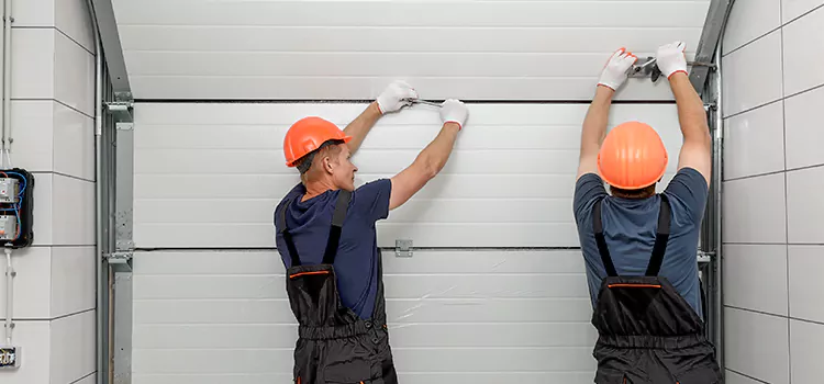 Choose Us for Your Garage Door Needs in Solon